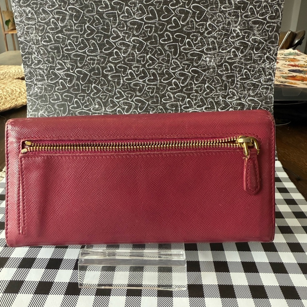 Prada Women's Red Wallet - Picture 6 of 7